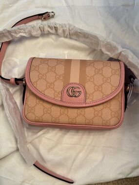 Gucci Pink Beige GG Supreme Crossbody with Gold Double G